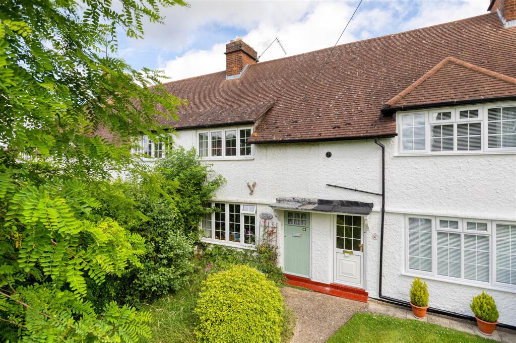 Main image of property: Common View, Letchworth Garden City