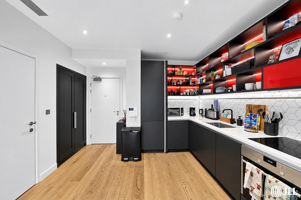 Main image of property: City Island Way London E14