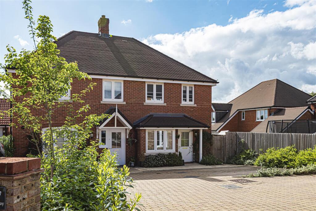 Main image of property: Silent Garden, Liphook