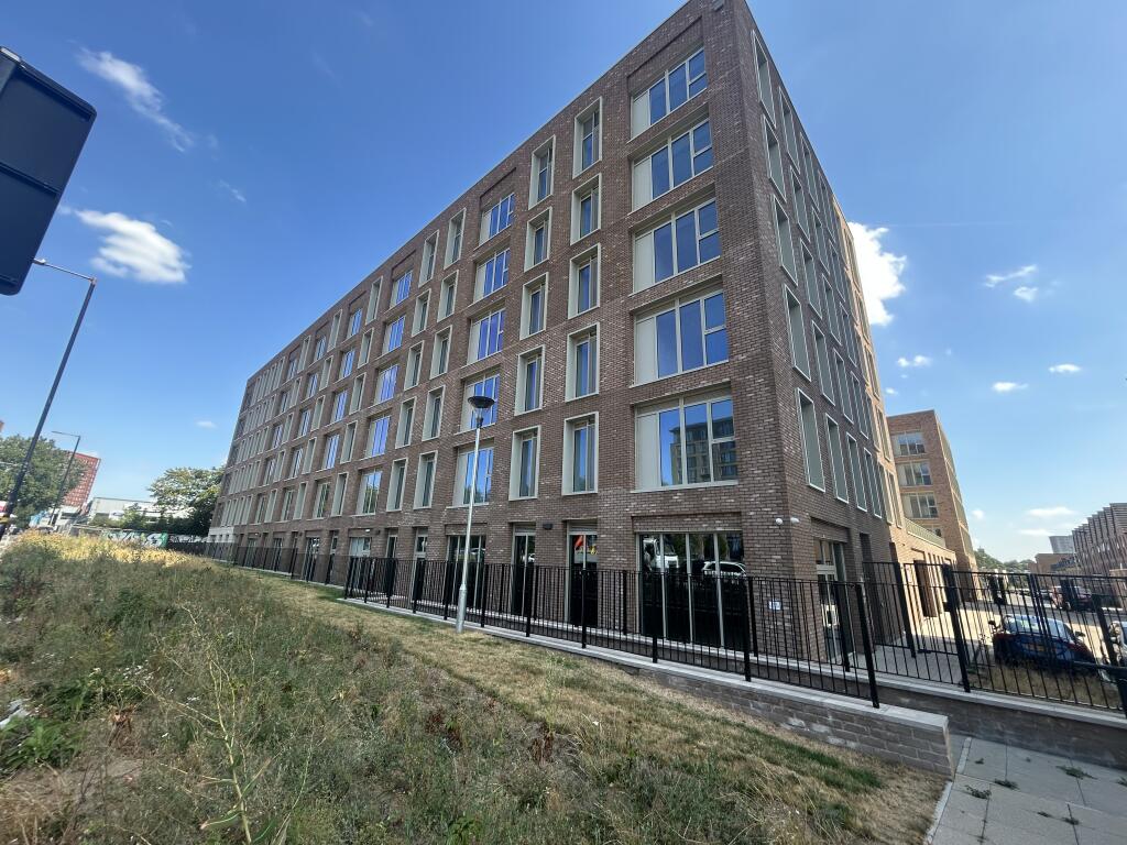 Main image of property: Boulevard Green, Birmingham