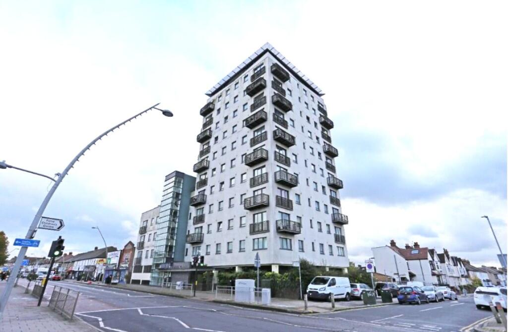 Main image of property: High Road, Chadwell Heath, Romford, RM6