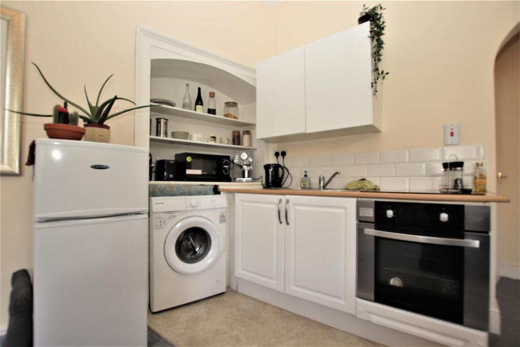 Main image of property: Cleveland Place East, Bath