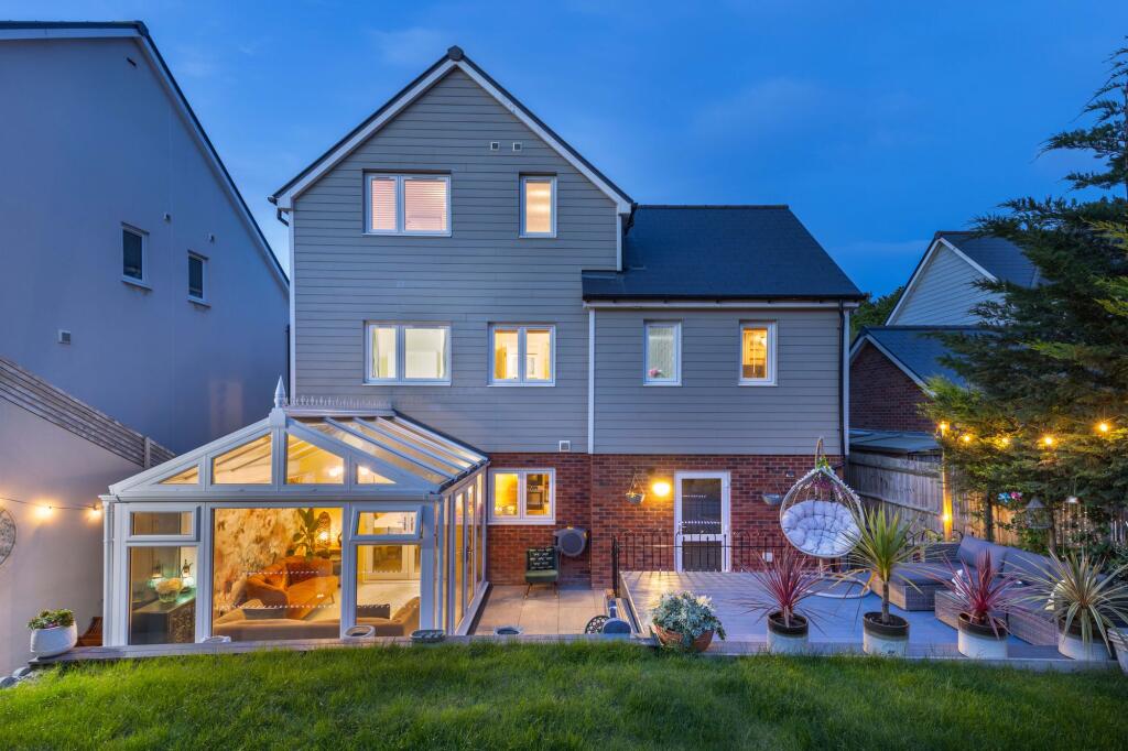 Main image of property: Admiral Walk, Tunbridge Wells, TN2