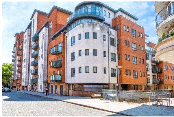 Main image of property: Orchard Place, Southampton, Hampshire