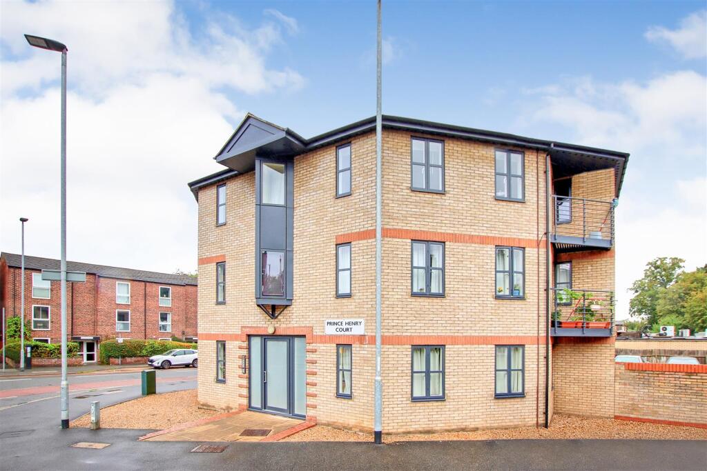 Main image of property: Prince Henry Court, Victoria Road, Cambridge