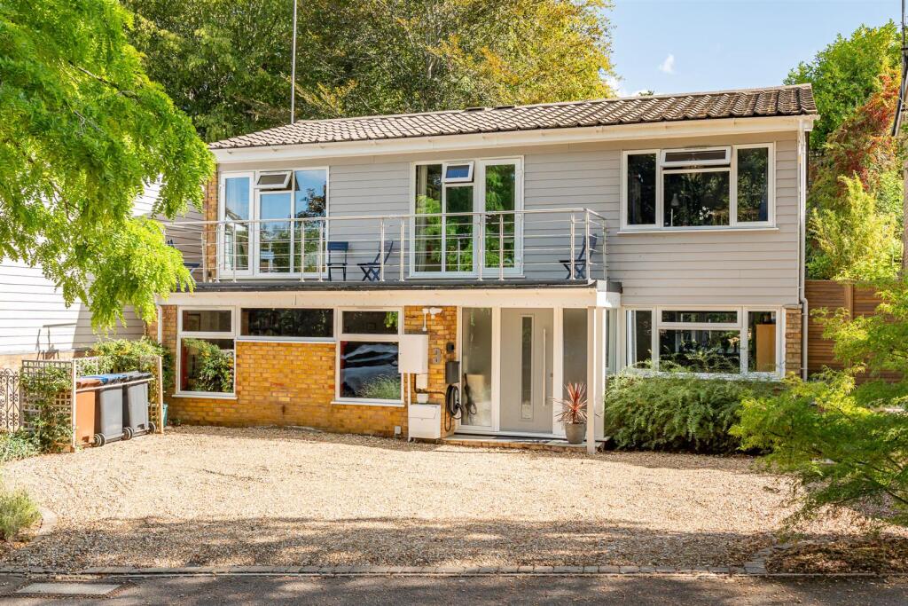 Main image of property: Turpins Ride, Welwyn