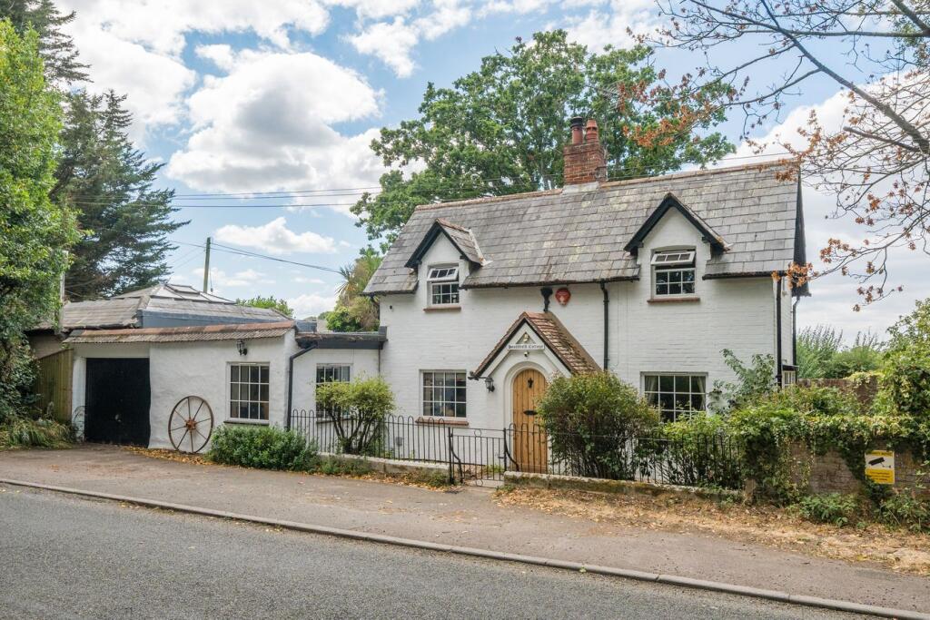 Main image of property: Forest Road, Bransgore, Christchurch, BH23