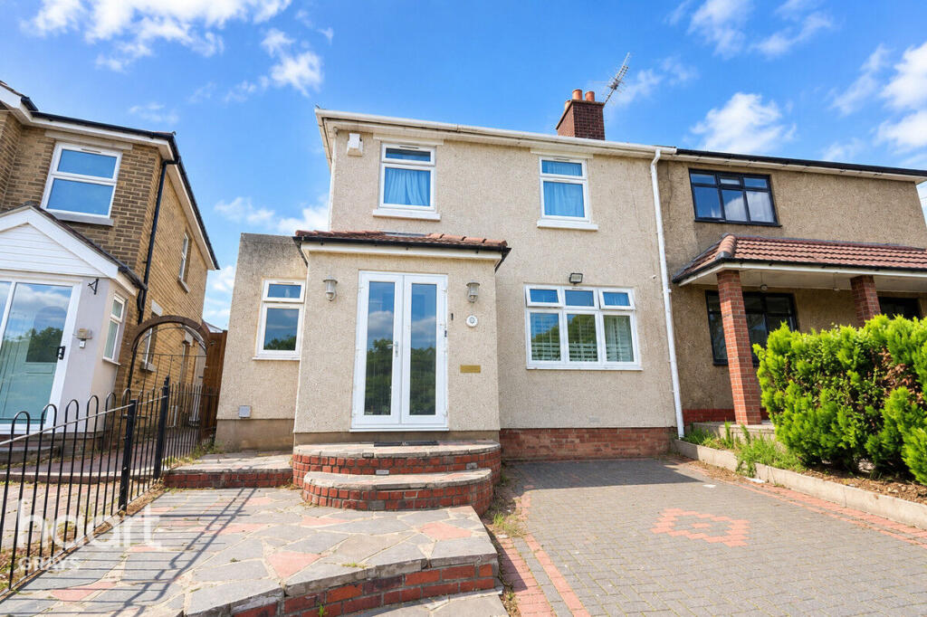 Main image of property: Watts Crescent, Purfleet