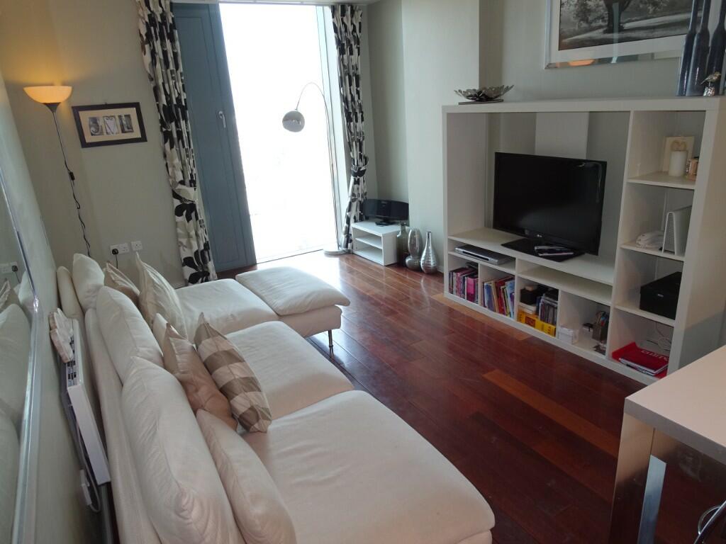 Main image of property: Beetham Tower, 10 Holloway Circus, B1 1BY