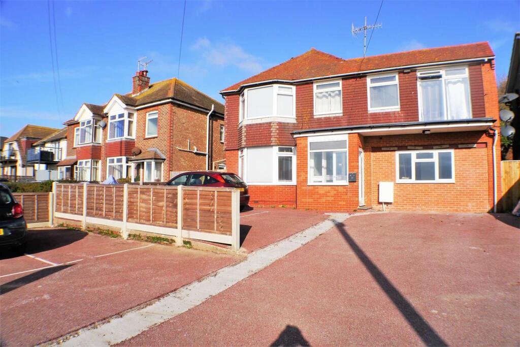 Main image of property: 139 Brighton Road