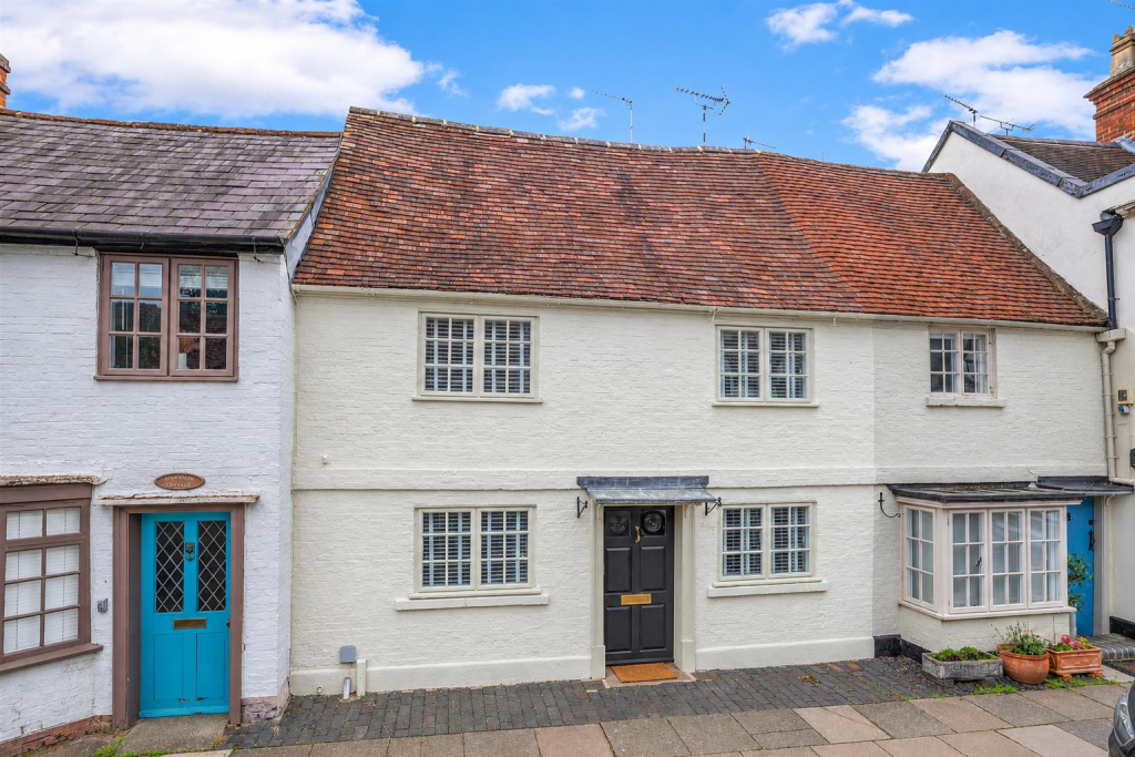Main image of property: High Street, Henley-In-Arden