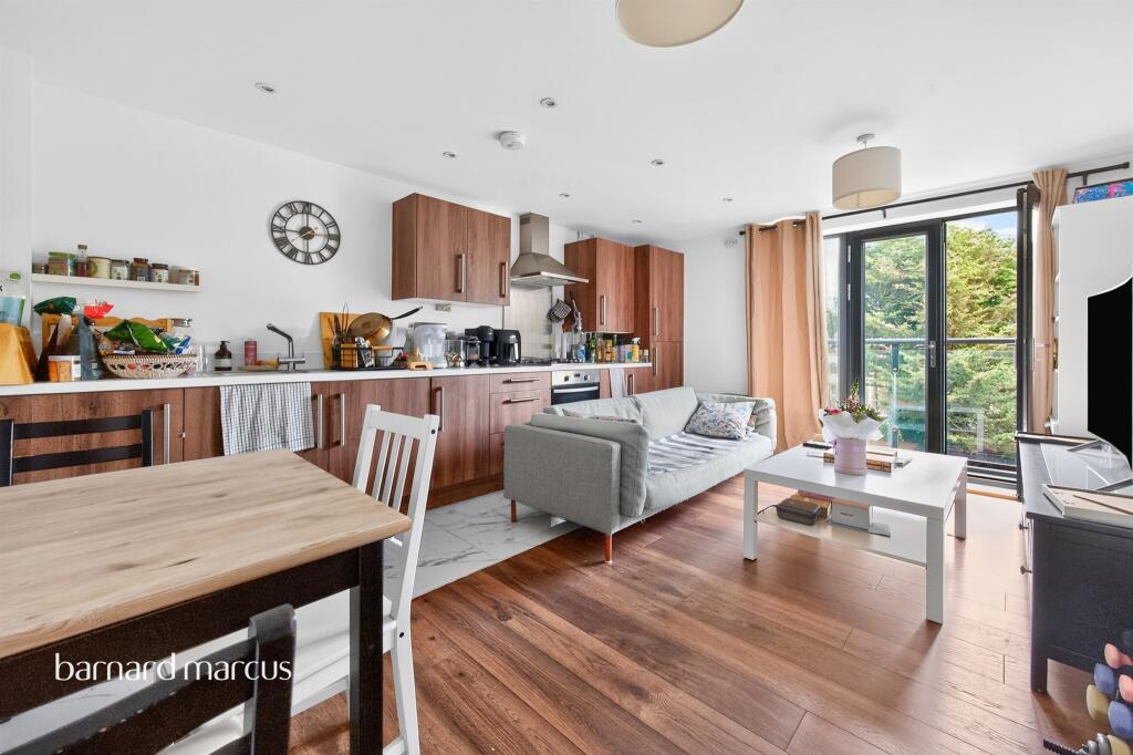 Main image of property: Broadwater Road, London