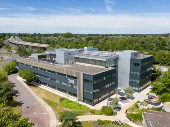 200 BERKSHIRE PLACE X SOLENT SKY SERVICES24.jpg