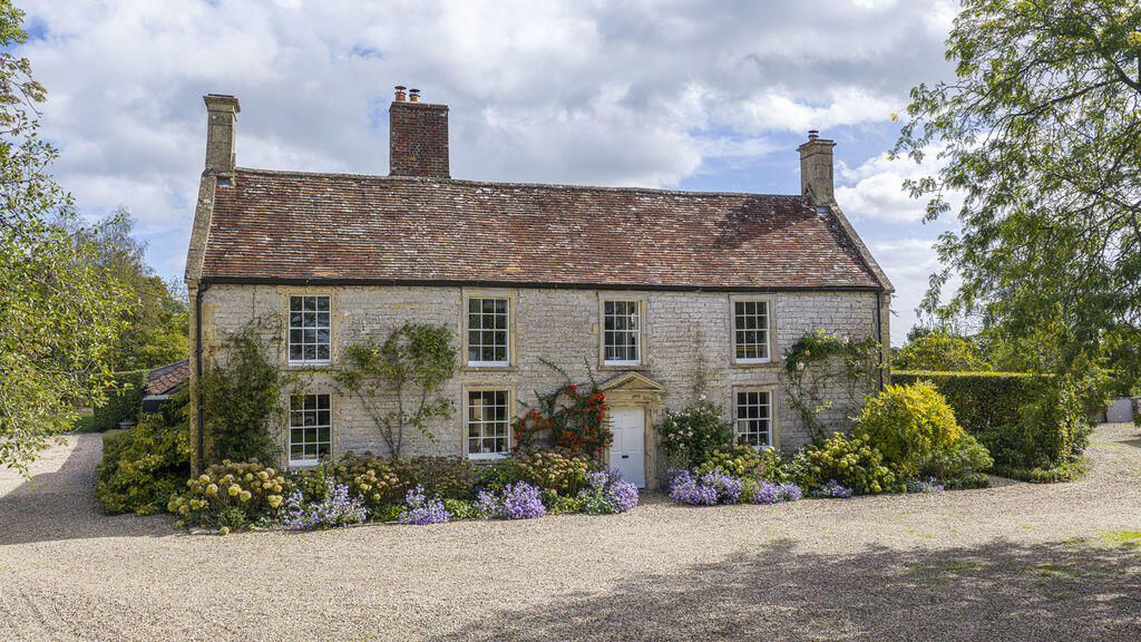 Main image of property: Wonderful Period Farmhouse with Land and tennis court and annexe 