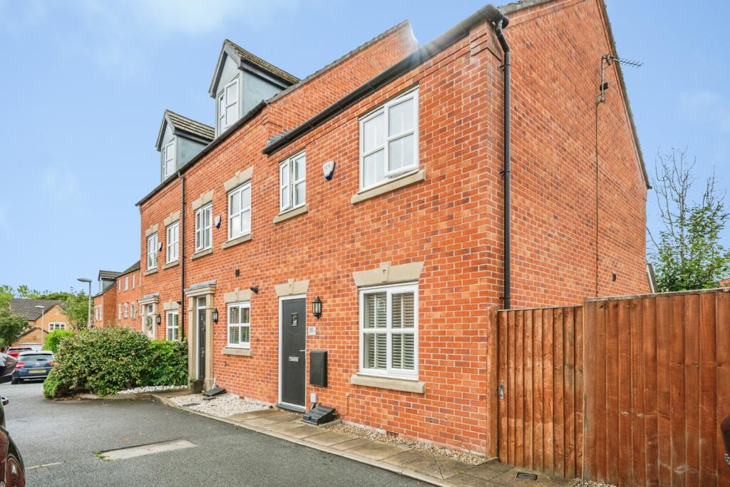 Main image of property: Hutchinson Close, Radcliffe, Manchester, Greater Manchester, M26