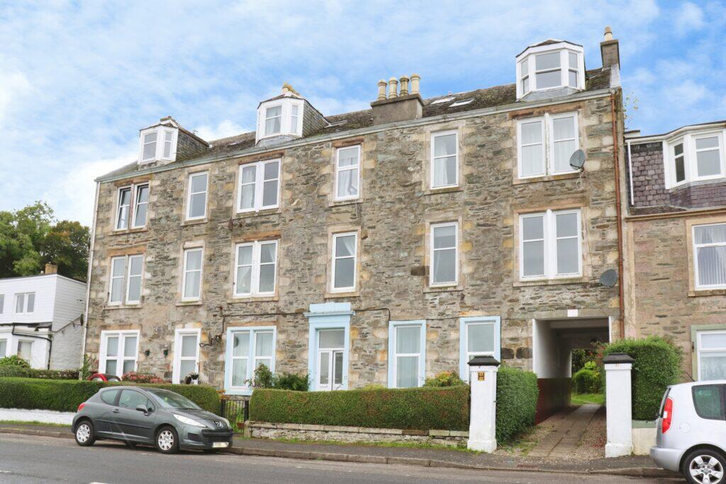 Main image of property: Flat 1/1, 43 Ardbeg Road, Rothesay