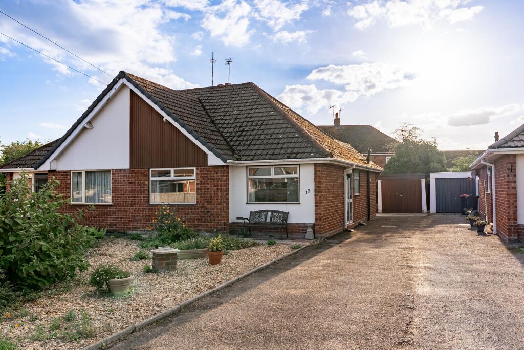 Main image of property: The Close, Saughall, CH1