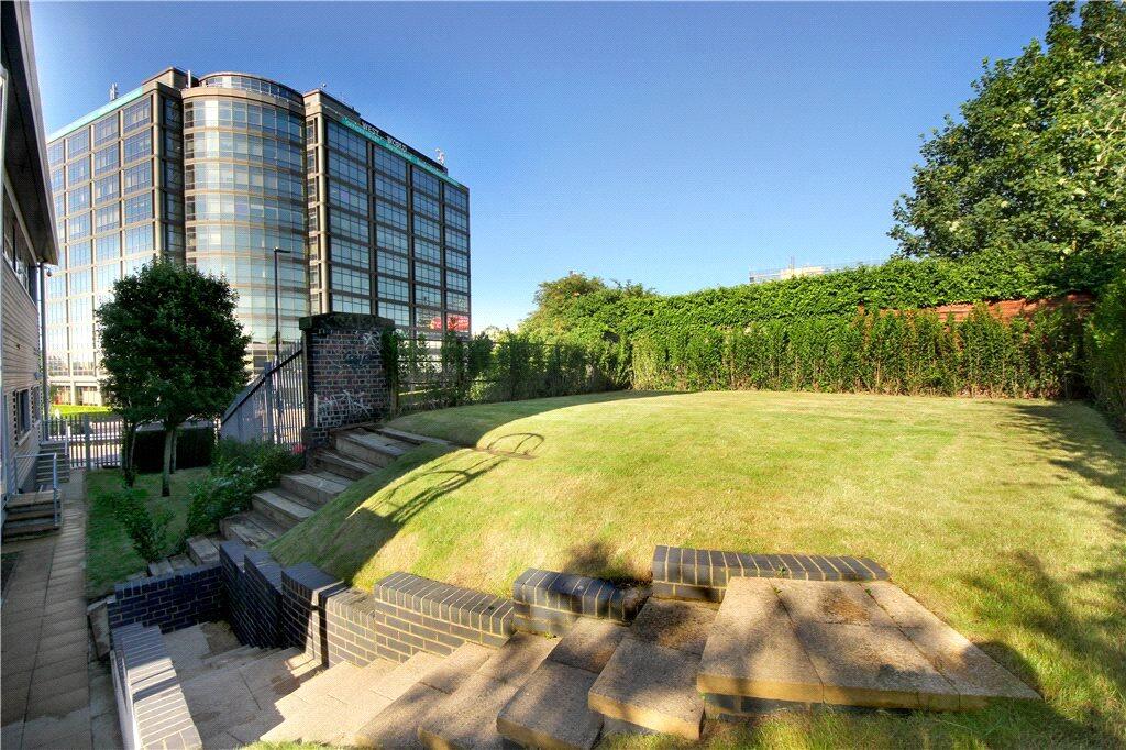Main image of property: Manhattan Business Park, West Gate, London, W5