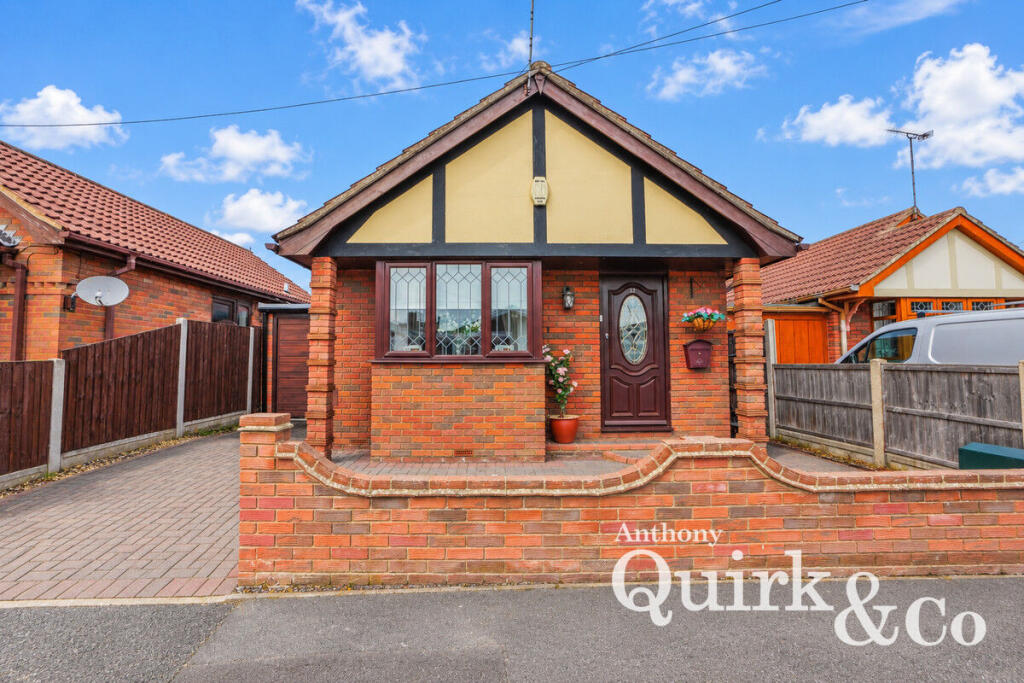Main image of property: Paarl Road, Canvey Island, SS8