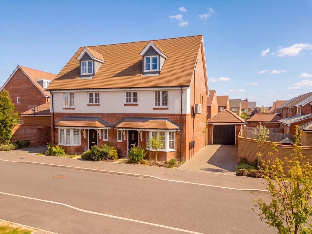 Main image of property: Lovell Way, Haddenham, HP17