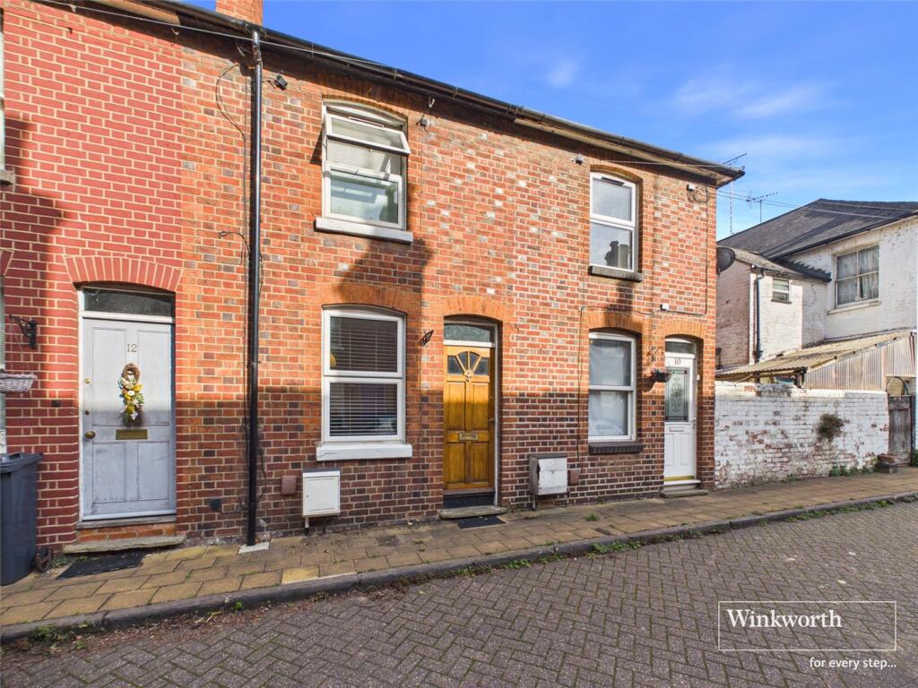 Main image of property: Queen's Cottages, Reading, Berkshire, RG1