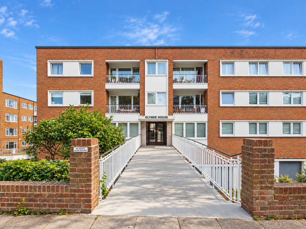 Main image of property: Glynde House, Palmeira Avenue, Hove, BN3 3GG