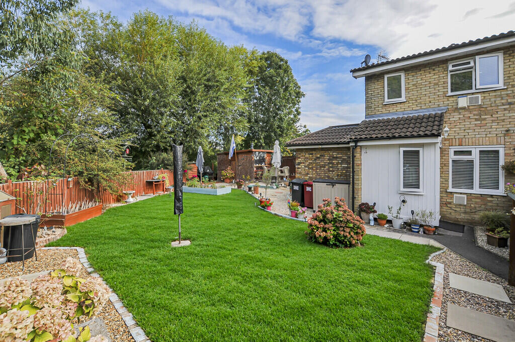 Main image of property: Colnbrook