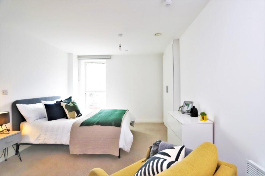 Main image of property: Clippers Quay, Salford Quay Salford M50