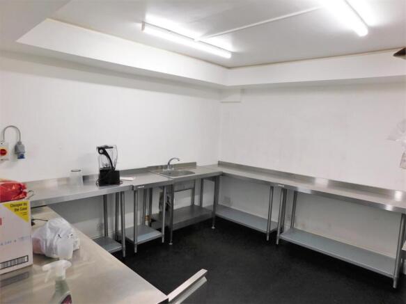 Dining Area 2