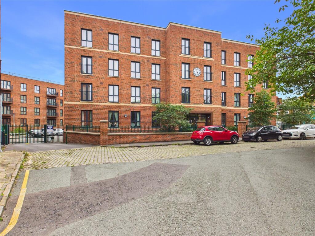 Main image of property: Park Green, Macclesfield, Cheshire, SK11