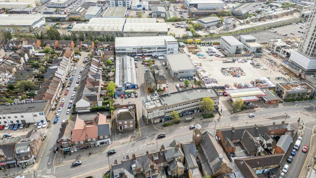 Hille  Watford64.jpg