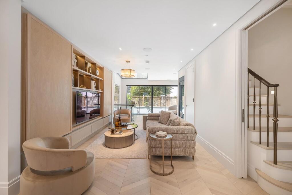 Main image of property: Stunning Refurbished House - Trevor Place, Knightsbridge, SW7