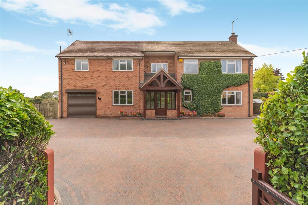 Main image of property: Highleadon, Newent