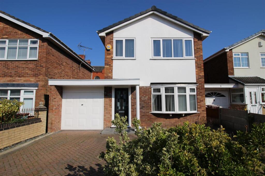 Main image of property: Roby Close, Rainhill, L35