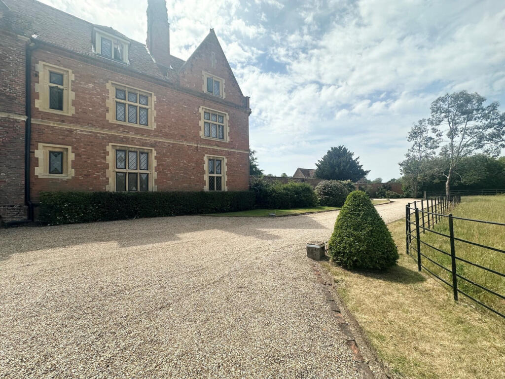 Main image of property: Church Hill, Reading, RG10