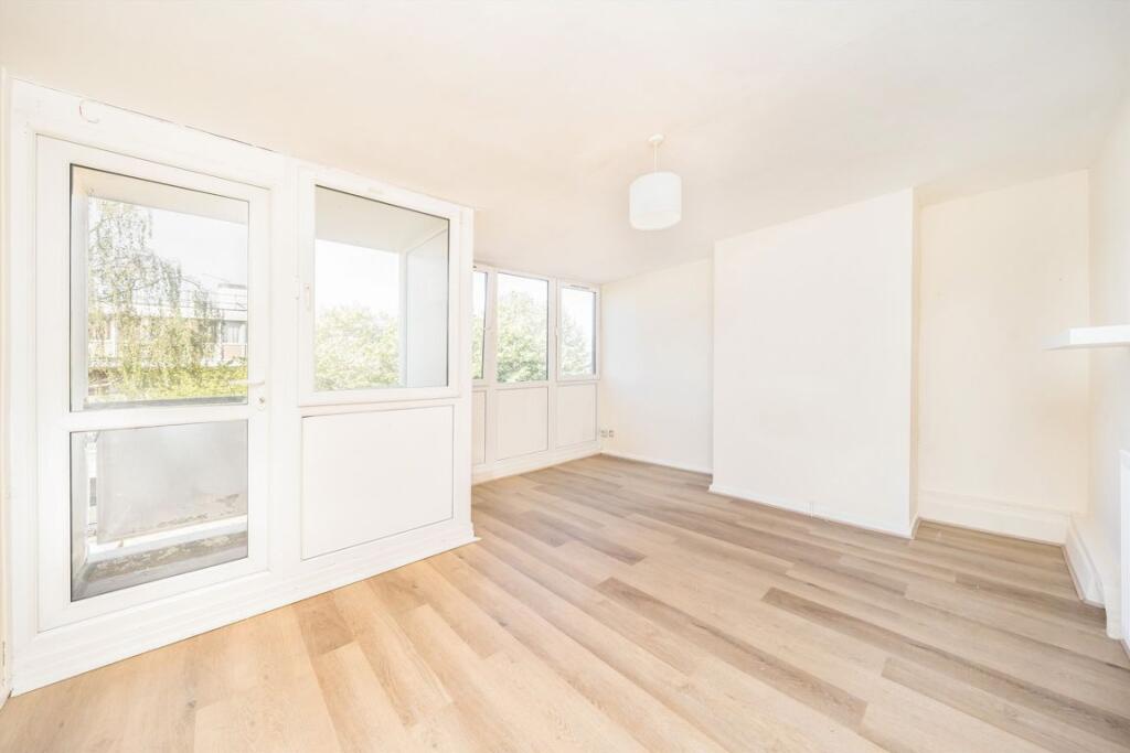 Main image of property: Fontley Way, Roehampton