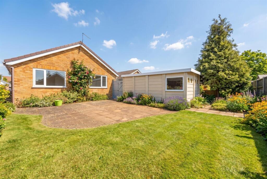 Main image of property: Pottergate Close, Waddington, Lincoln