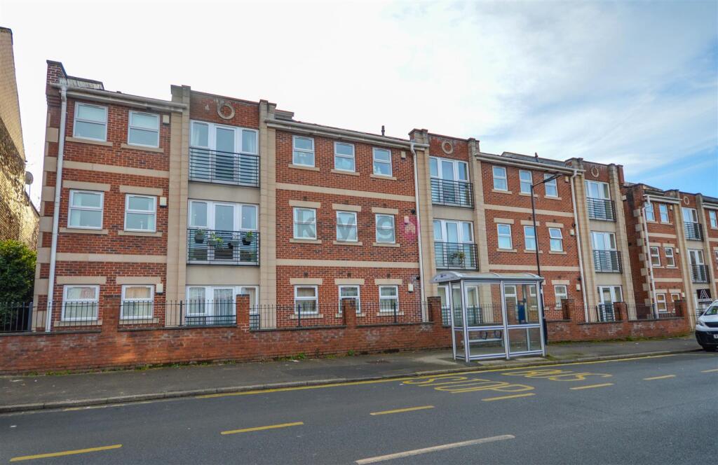 Main image of property: 4 Valley Road, Sheffield, S8