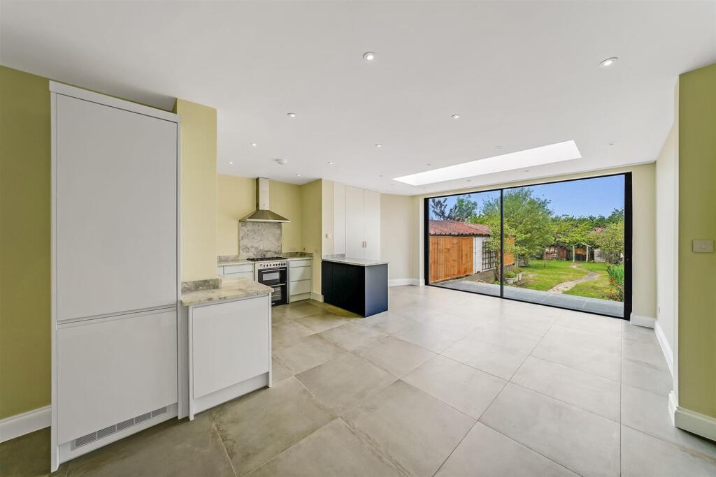 Main image of property: Silverthorn Gardens, North Chingford, ,E4