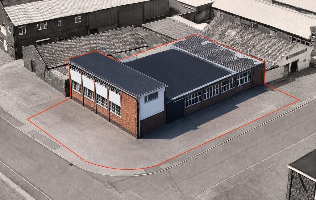 Main image of property: Mandervell Road, Oadby