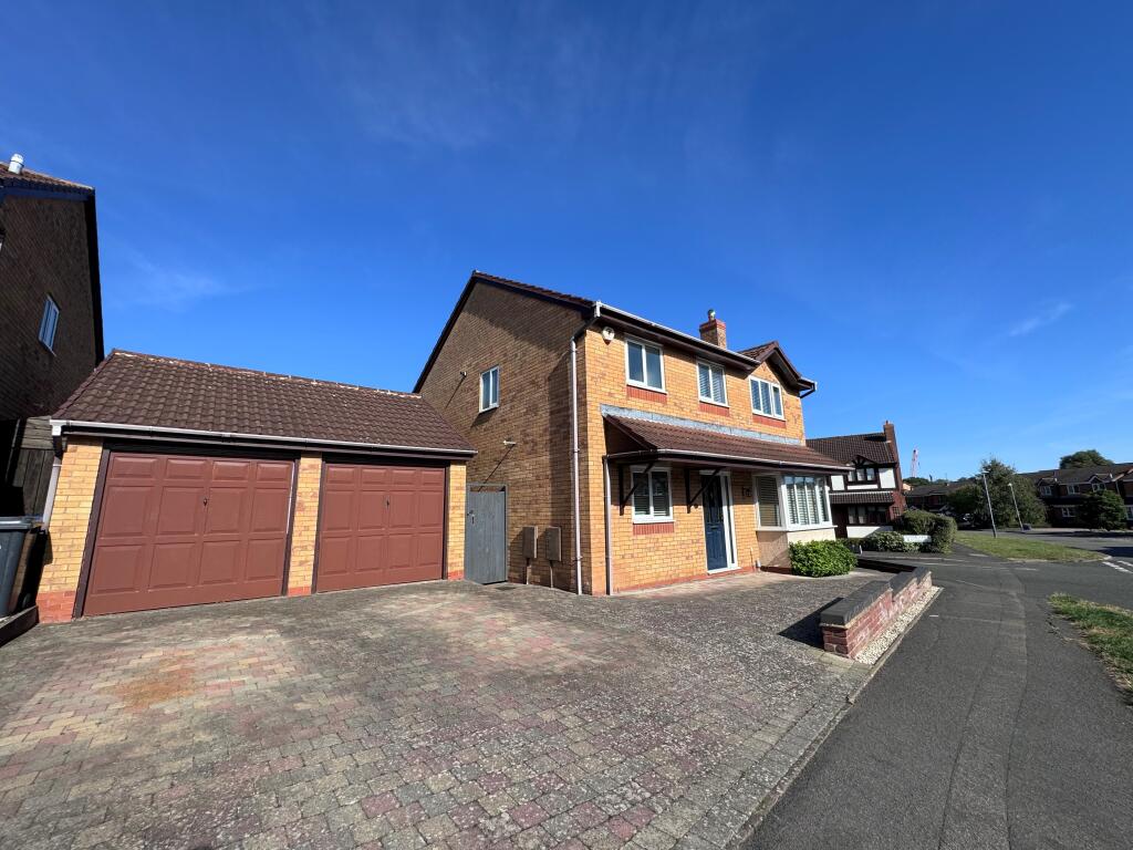 Main image of property: Heron Lane, Stratford Upon Avon