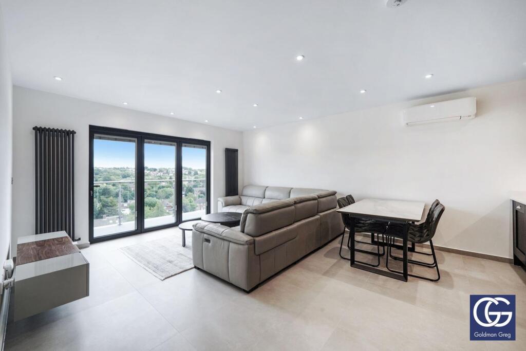 Main image of property: East Barnet Road, Barnet, EN4