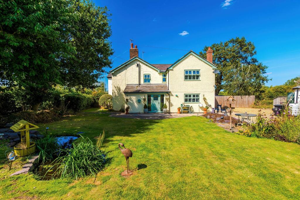 Main image of property: Parkgate Road, Woodbank, CH1