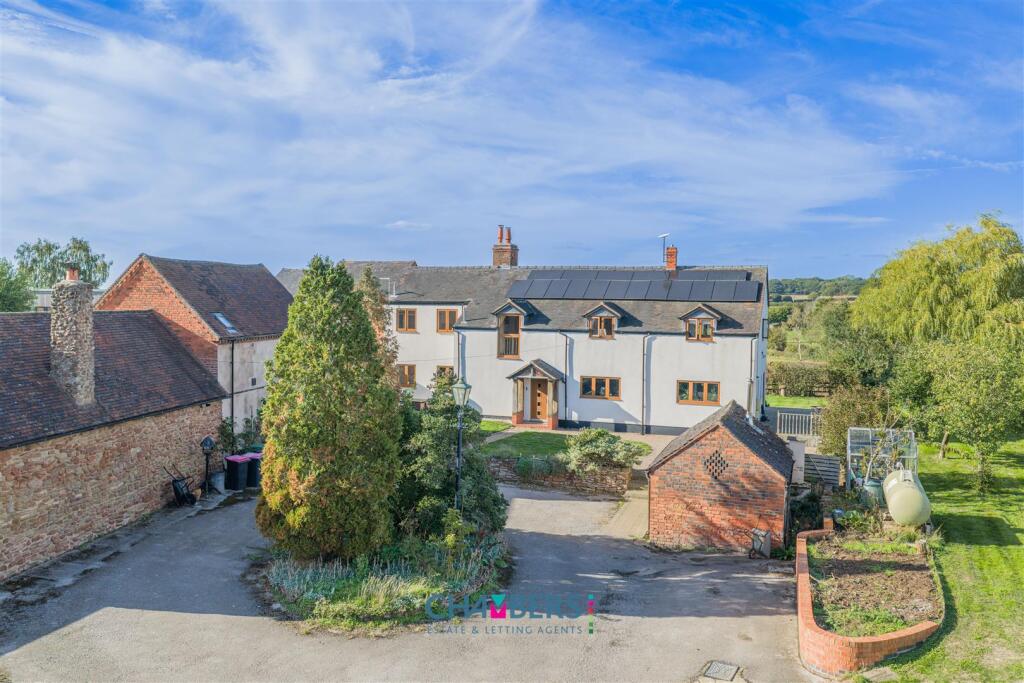 Main image of property: Hipsley Paddock, Hipsley Lane, Hurley, Atherstone