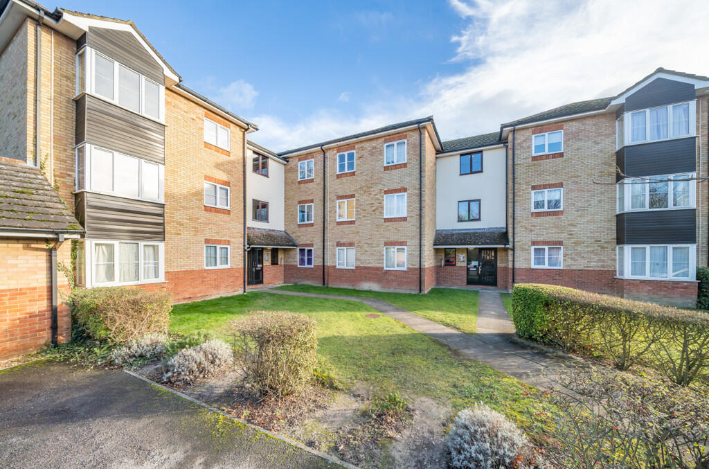 Main image of property: Tamarin Gardens, Cherry Hinton, Cambridge, CB1