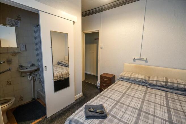 Bedroom (2)