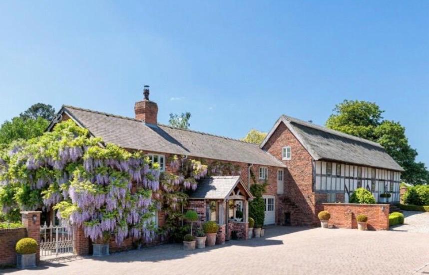 Main image of property: Brandon House, Stretton Hall Lane, Stretton, Chester, Cheshire West And Chester