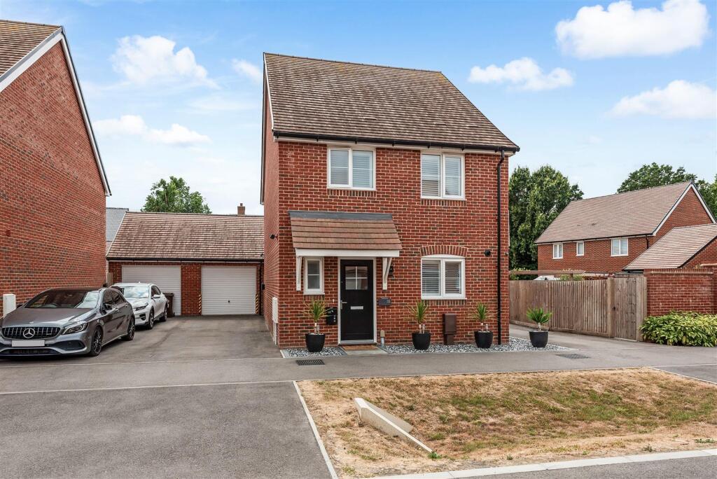 Main image of property: Dowling Way, Walberton