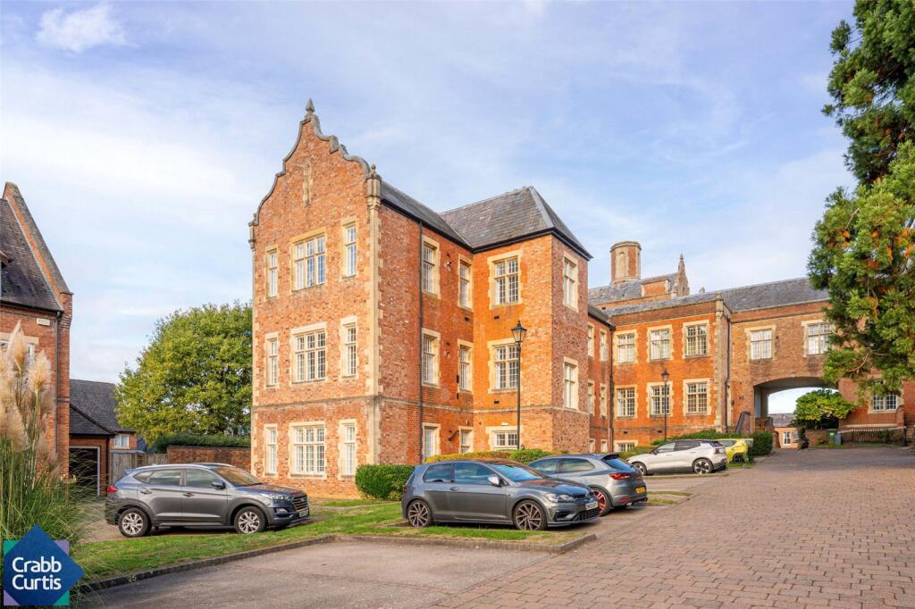 Main image of property: Tredington Park, Hatton, Warwick, CV35