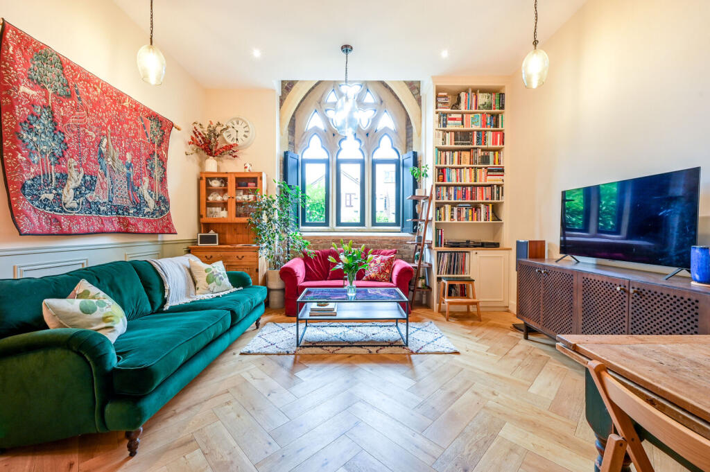 Main image of property: Bellcote Apartments, Tower Hamlets, London, E14